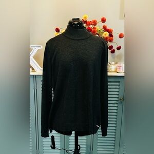 Women’s Grey Calvin Klein sweater. Excellent condition, pet and smoke-free home.